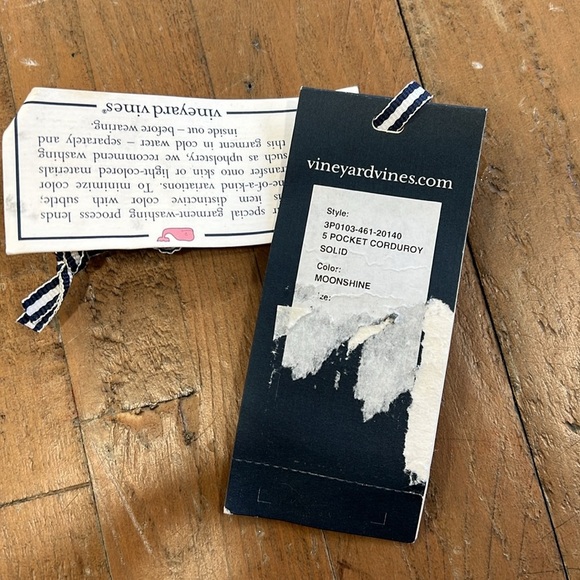 Vineyard vines moonshine corduroy pants - Picture 6 of 6